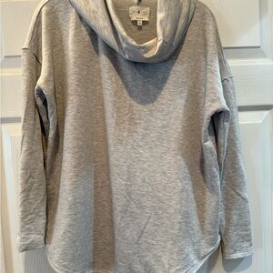 Lou & Grey Light Gray Cowl Neck Top size Small.  Like new!